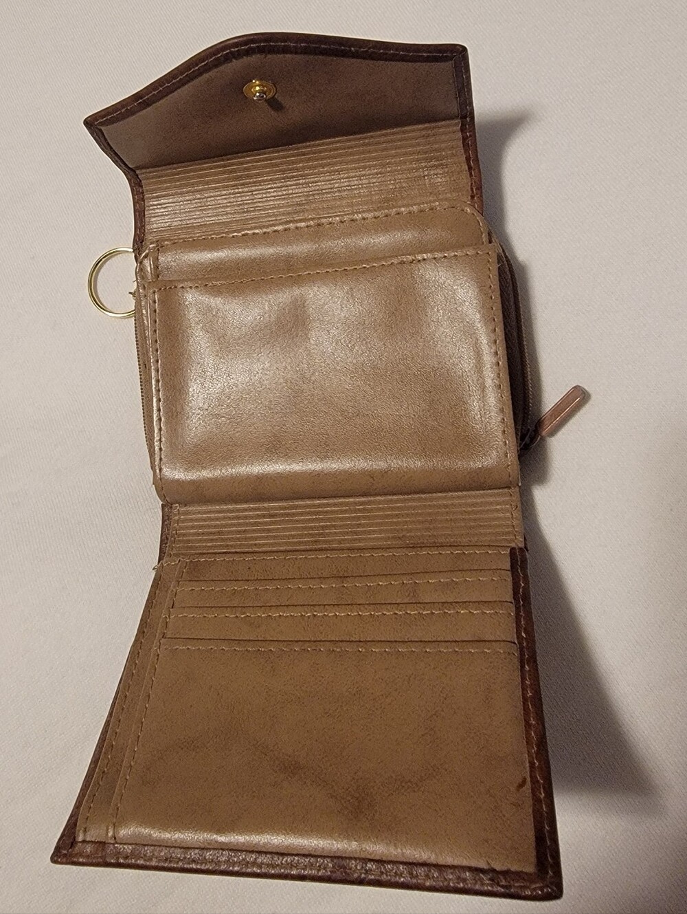 Vintage Buxton Heiress Floral Embossed Leather Wallet - Picture 3 of 6